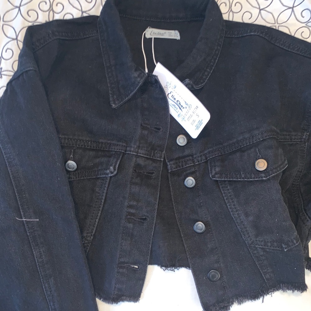 Black denim cropped jean jacket